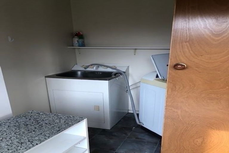 Photo of property in 123 Broadway, Carterton, 5713