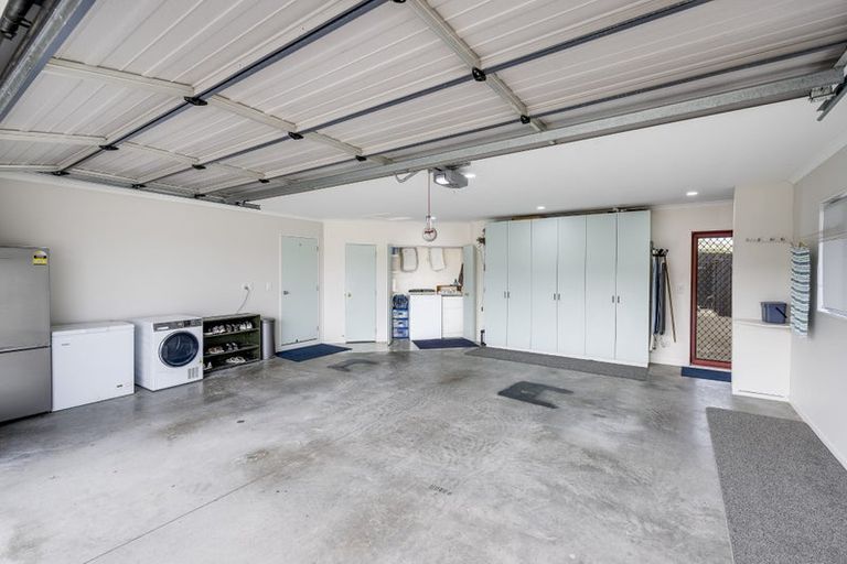 Photo of property in 8 Gresham Place, Taradale, Napier, 4112