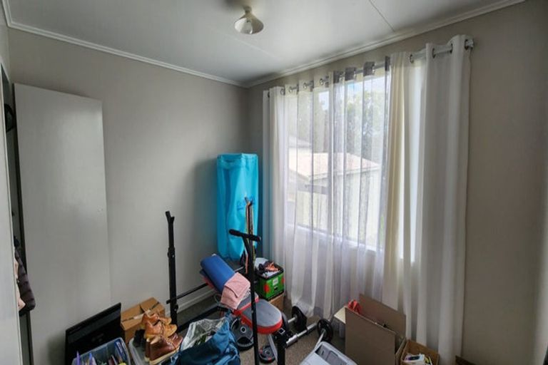 Photo of property in 21 Shearwater Street, One Tree Point, 0118