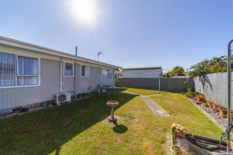 Photo of property in 17 Guildford Street, Tamatea, Napier, 4112