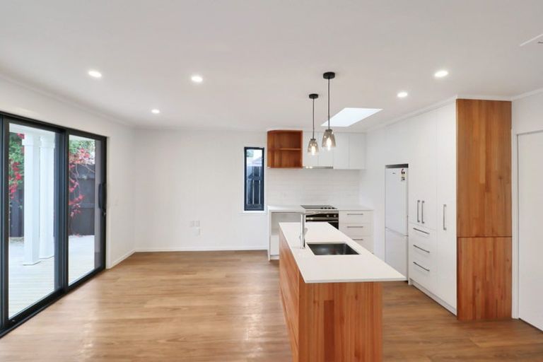 Photo of property in 23d Fraser Crescent, Elderslea, Upper Hutt, 5018