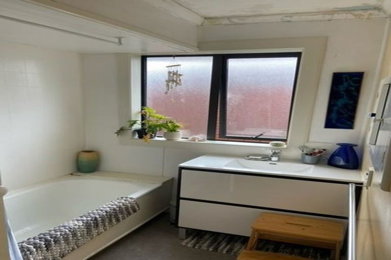 Photo of property in 564 Tweed Street, Newfield, Invercargill, 9812