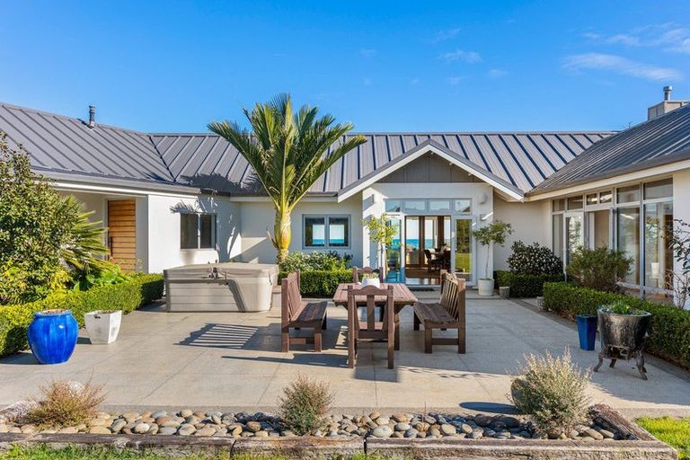 Photo of property in 379c Pukearuhe Road, Waiiti, Urenui, 4377