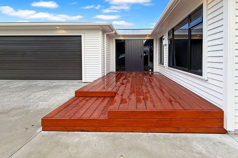 Photo of property in 19 Gardener Street, Levin, 5510