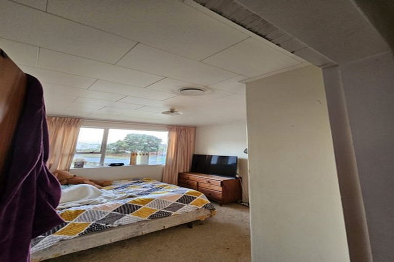 Photo of property in 7 Robert Mckeen Street, Otaki Beach, Otaki, 5512