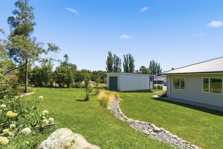 Photo of property in 1 Te Naihi Place, Paraparaumu, 5032