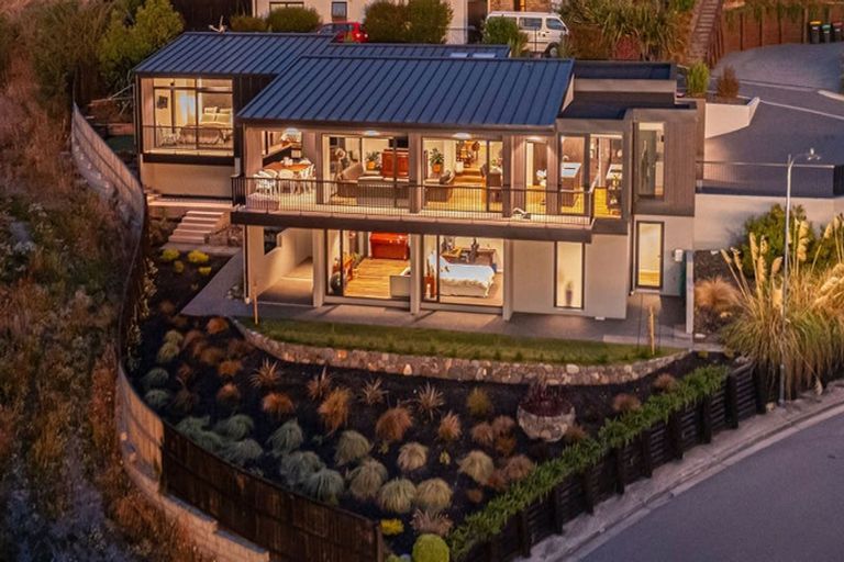 Photo of property in 20 Kiteroa Place, Cashmere, Christchurch, 8022