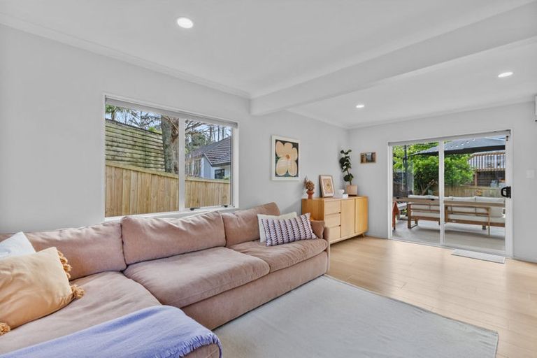 Photo of property in 53b Howe Street, Howick, Auckland, 2014