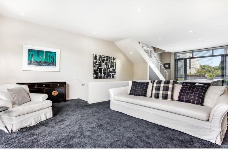 Photo of property in 12b Domain Drive, Parnell, Auckland, 1052