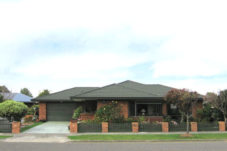 Photo of property in 32 Beresford Street, Takaro, Palmerston North, 4410