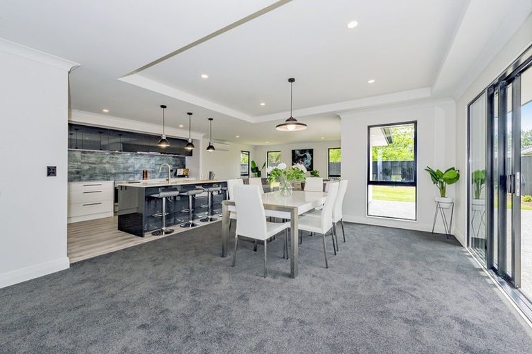 Photo of property in 15 Whitburn Avenue, Halswell, Christchurch, 8025