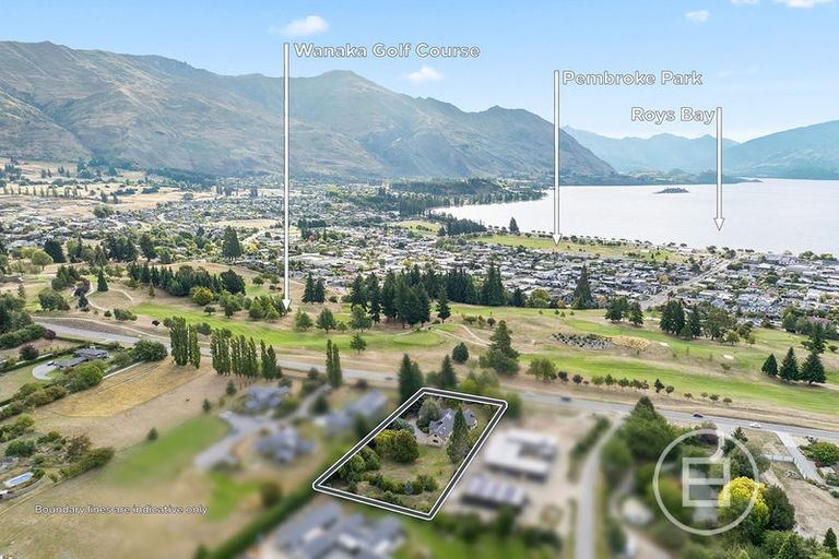 Photo of property in 56 Golf Course Road, Wanaka, 9305