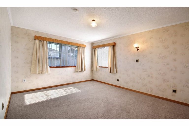 Photo of property in 95 Momorangi Crescent, Redwood, Christchurch, 8051