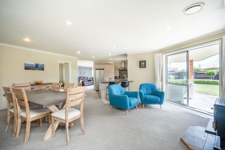 Photo of property in 34 Branigan Parade, Kelvin Grove, Palmerston North, 4414