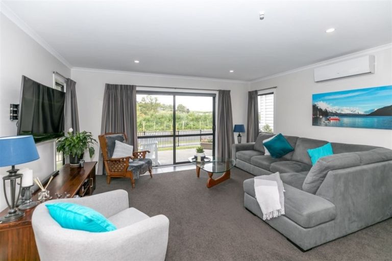 Photo of property in 15 Rebekah Crescent, Flagstaff, Hamilton, 3210