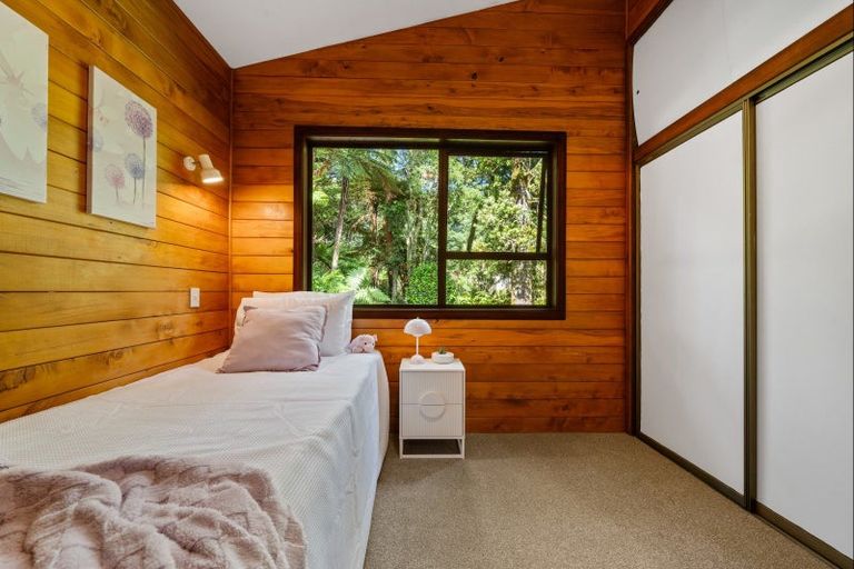 Photo of property in 66 Kent Terrace, Midhirst, Stratford, 4394