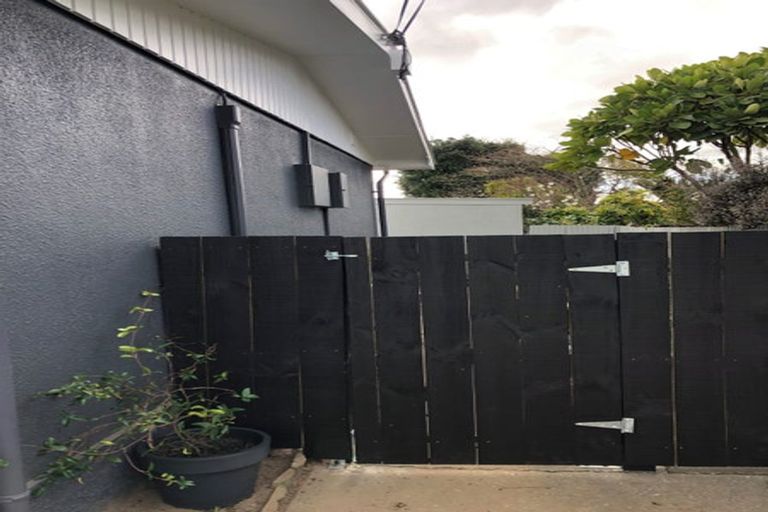 Photo of property in 4/84 Meeanee Road, Taradale, Napier, 4112