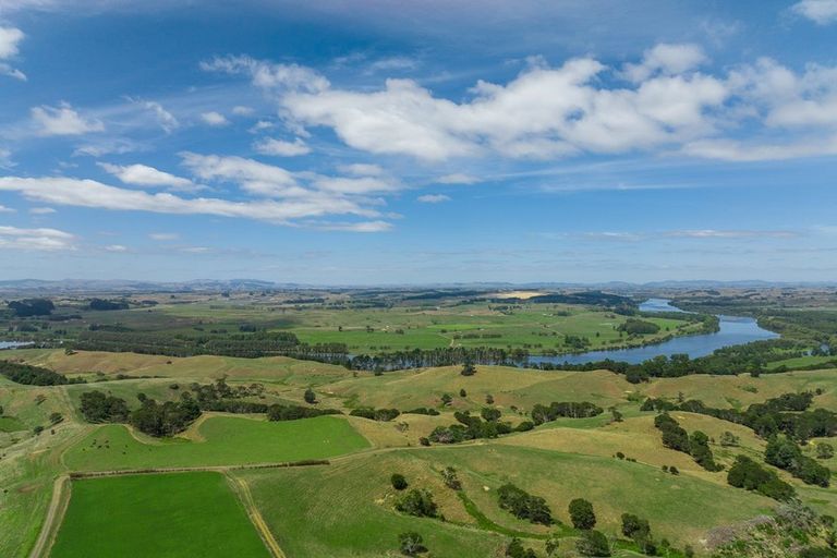 Photo of property in 376 Clark And Denize Road, Pukekawa, 2696