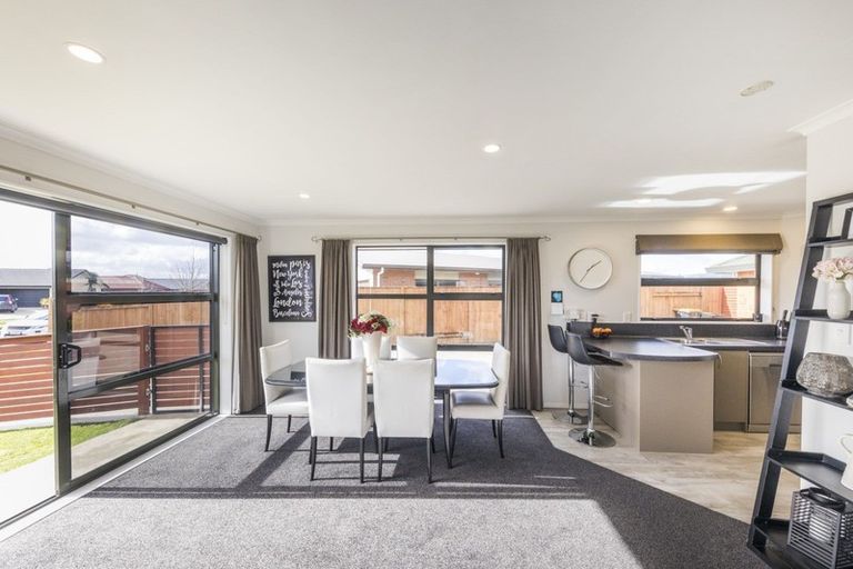 Photo of property in 60 Branigan Parade, Kelvin Grove, Palmerston North, 4414