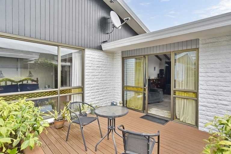 Photo of property in 2a Kinley Street, Rangiora, 7400