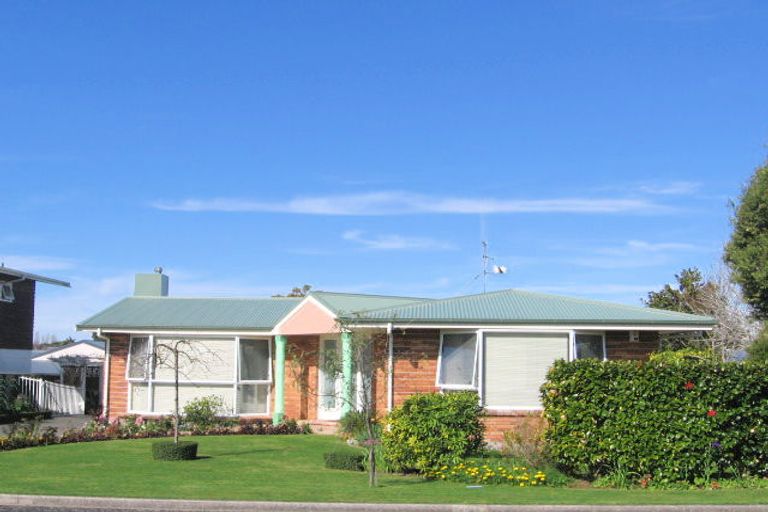 Photo of property in 25 Hillcrest Road, Otumoetai, Tauranga, 3110