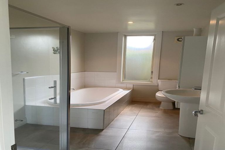 Photo of property in 42 Somme Street, St Albans, Christchurch, 8014