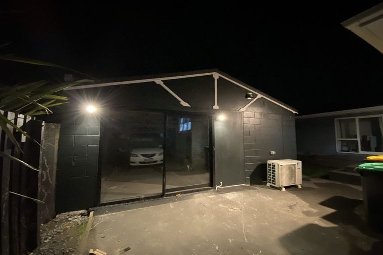 Photo of property in 110 Racecourse Road, Sockburn, Christchurch, 8042