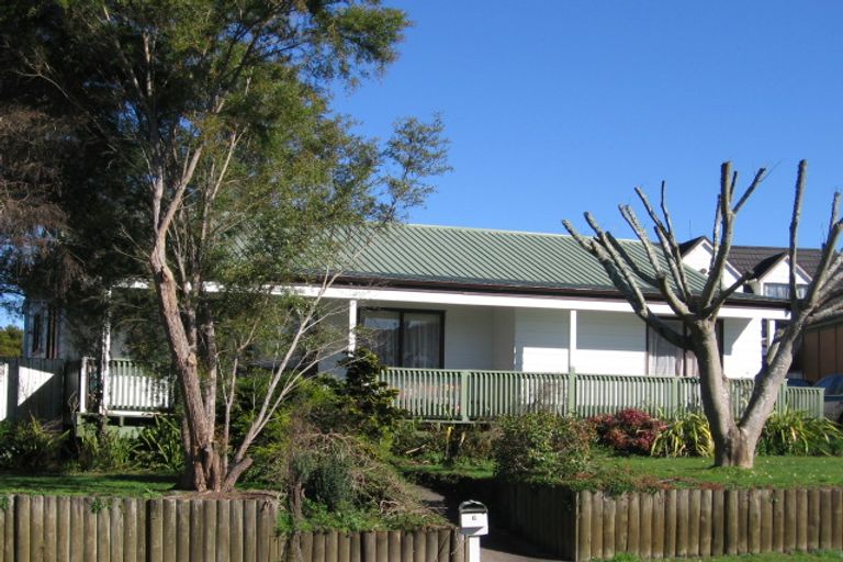 Photo of property in 6 Matipo Crescent, Pukete, Hamilton, 3200