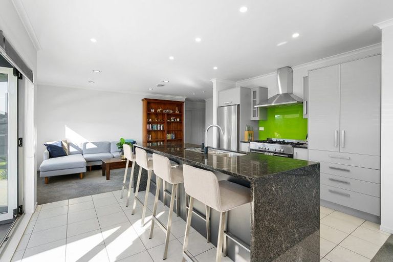 Photo of property in 18 Tulip Drive, Cambridge, 3434