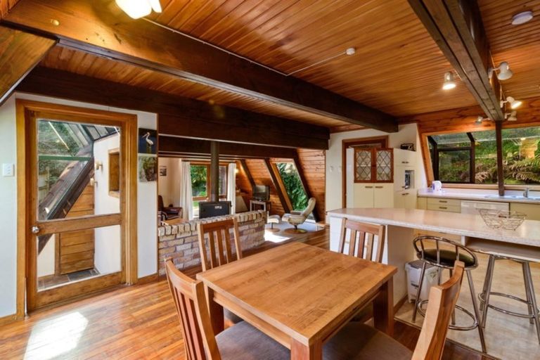 Photo of property in 11 Summit Road, Lake Okareka, Rotorua, 3076
