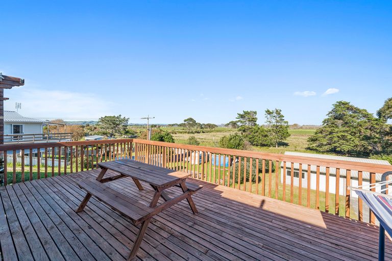 Photo of property in 344 Pukehina Parade, Pukehina, Te Puke, 3189
