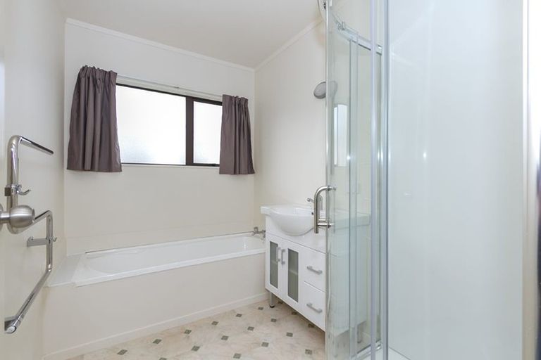 Photo of property in 7a Sunnyside Road, Nawton, Hamilton, 3200