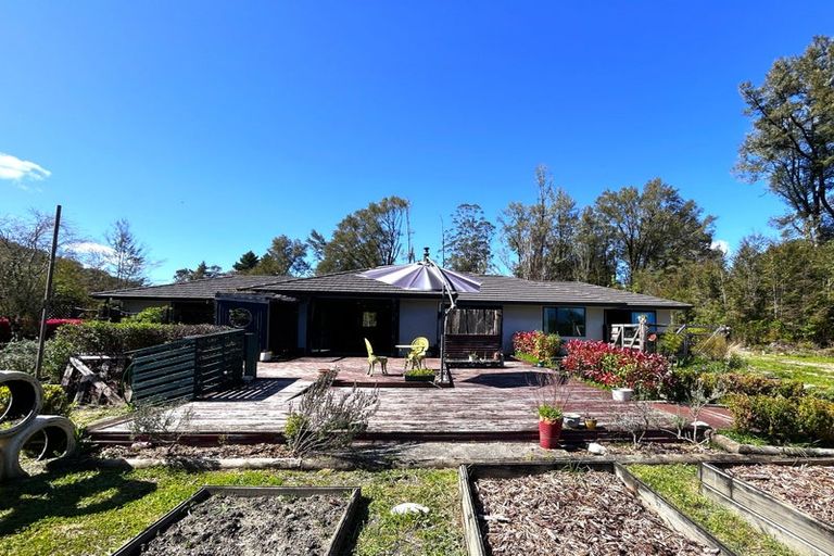 Photo of property in 562 Nelson Creek Road, Nelson Creek, Dobson, 7872