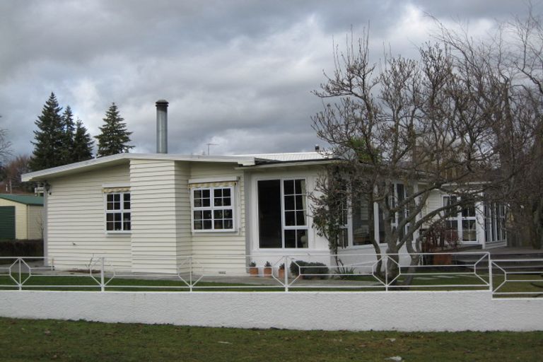 Photo of property in 22 Winders Street, Wanaka, 9305