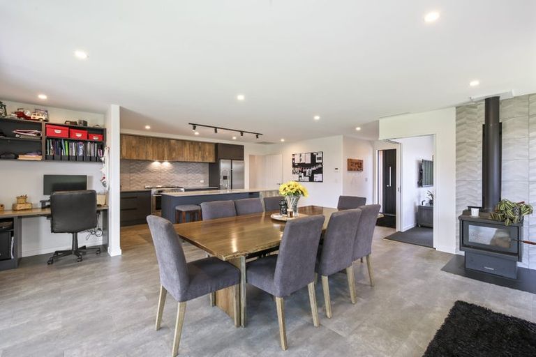 Photo of property in 80 Petries Road, Woodend, 7610