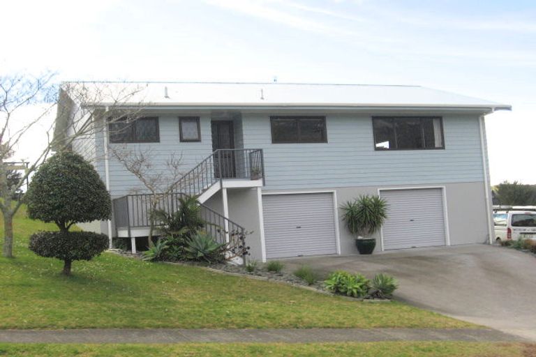 Photo of property in 23 Windsor Drive, Tairua, 3508