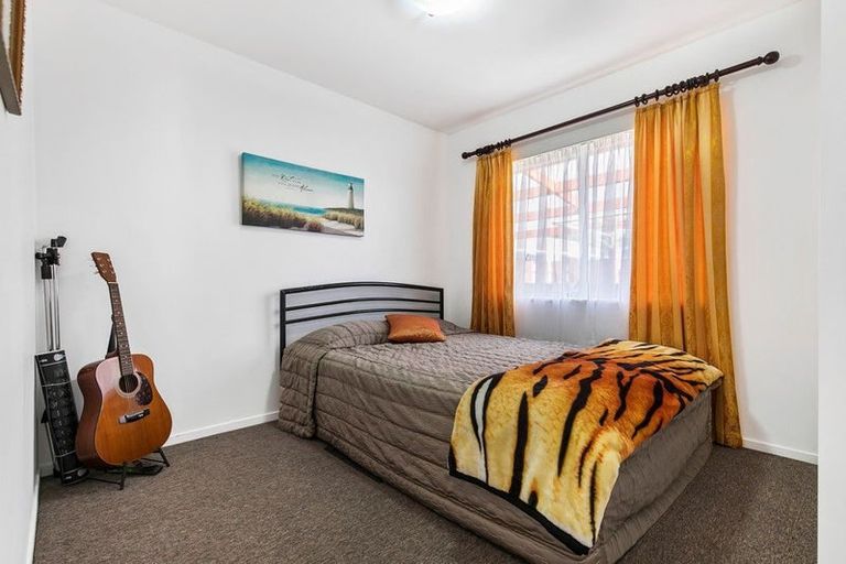 Photo of property in 1/527 Weymouth Road, Weymouth, Auckland, 2103