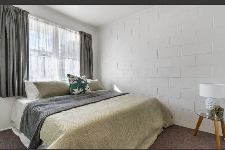 Photo of property in 2/113 Wallace Road, Papatoetoe, Auckland, 2025