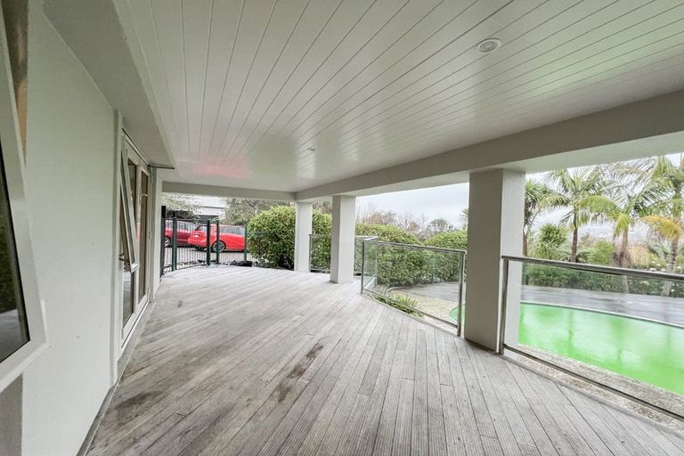 Photo of property in 105 East Coast Road, Castor Bay, Auckland, 0620