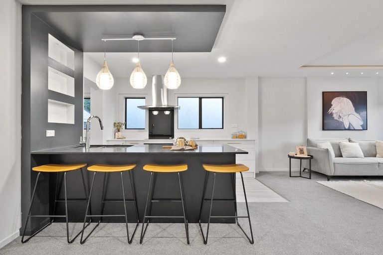 Photo of property in 86 Racecourse Road, Sockburn, Christchurch, 8042