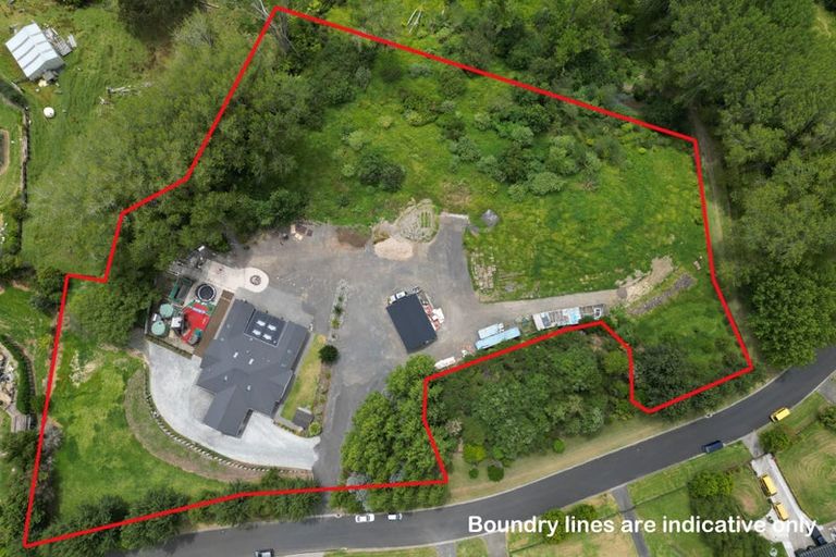 Photo of property in 12 Judge Richardson Drive, Opaheke, Papakura, 2584