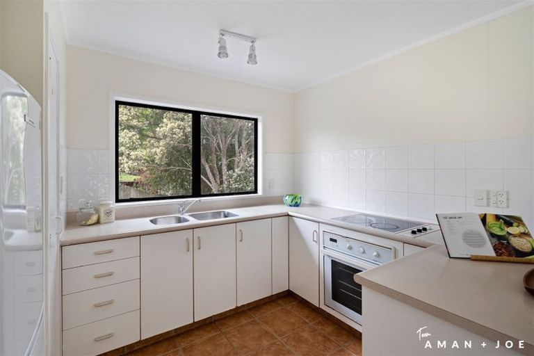 Photo of property in 69 Kennedy Avenue, Forrest Hill, Auckland, 0620