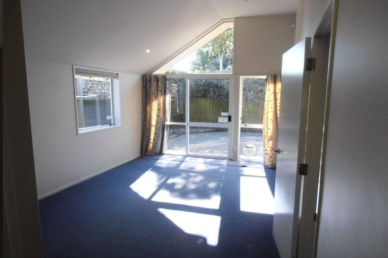 Photo of property in 11 Rehua Lane, St Albans, Christchurch, 8014