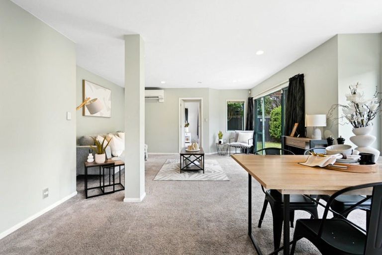 Photo of property in 4/84 Braid Road, St Andrews, Hamilton, 3200