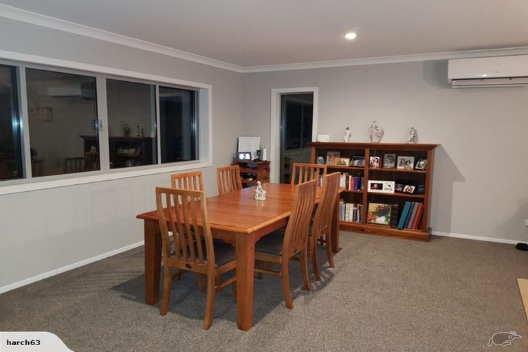 Photo of property in 38 Sue Avenue, Otaki, 5512