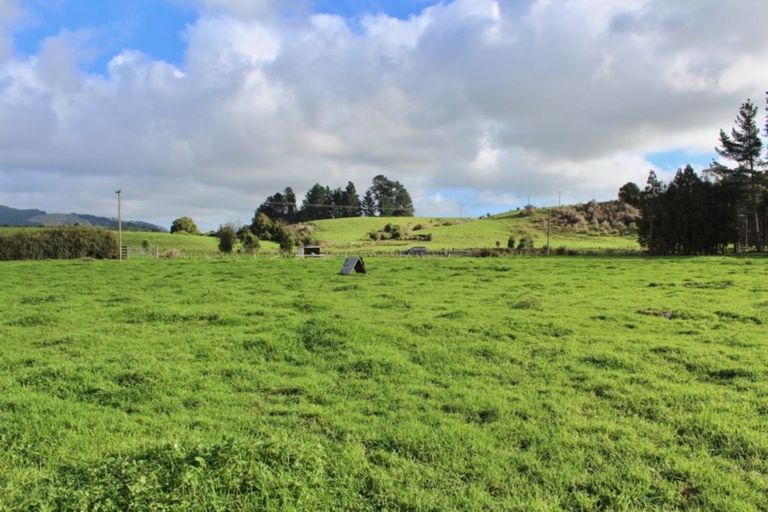 Photo of property in 27 Stratton Road, Muhunoa East, Levin, 5570