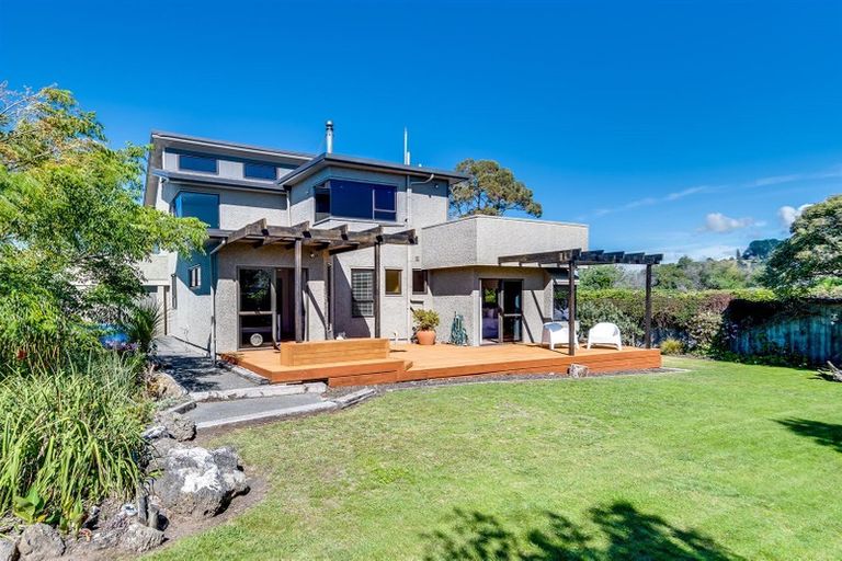 Photo of property in 6 Le Quesne Road, Bay View, Napier, 4104