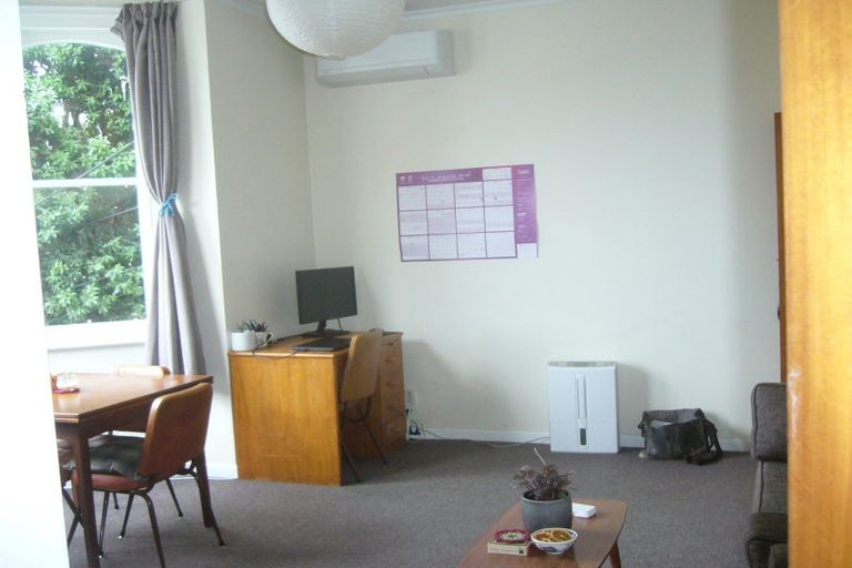 Photo of property in 26 Macdonald Crescent, Te Aro, Wellington, 6011