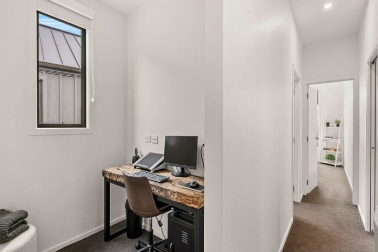 Photo of property in 5 Glenelg Lane, Jacks Point, 9371