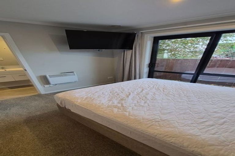 Photo of property in 2/71 Normandy Avenue, Melville, Hamilton, 3206